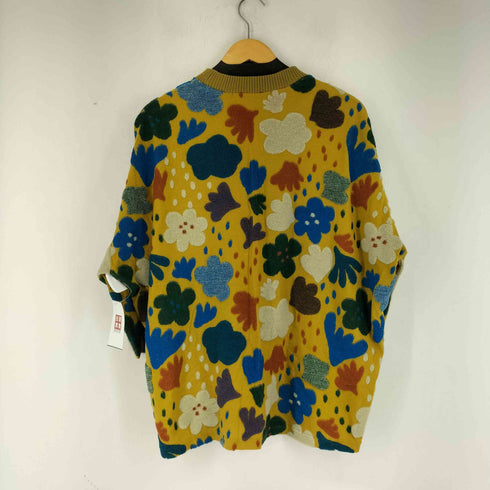 エムアンドキョウコ M.&kyoko beige sweater with large colored flowers レディース FREE