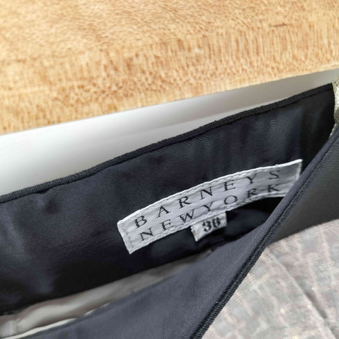 バーニーズニューヨーク BARNEYS NEWYORK メタリックシルバーミニスカート レディース JPN:36
