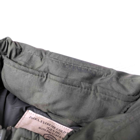 ユーエスアーミー U.S. ARMY U.S.TYPE B.A.F社製 ECWCS GEN3 Level 7 PRIMALOFT JACKET プリマロフト メンズ Large Regular