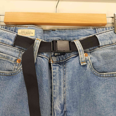 リーバイス Levis ベルト付きコットンテーパードデニムパンツ メンズ 29×32
