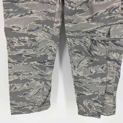 ユーエスアーミー U.S. ARMY 00S AIR FORCE USAF 空軍 DIGITAL CAMO デジタルカモ UTILITY BDU カーゴパンツ 07年製 メンズ