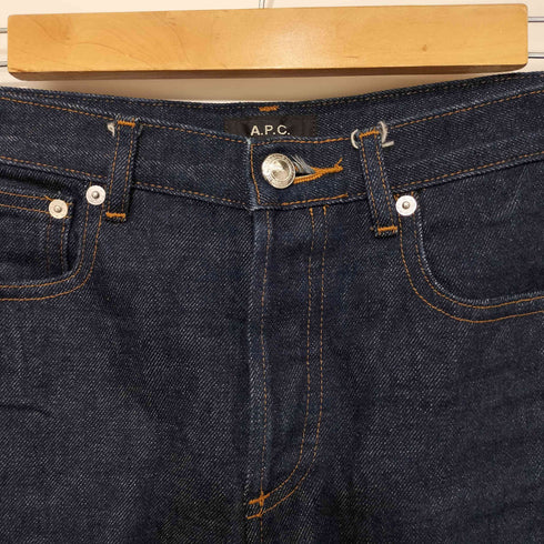 アーペーセー A.P.C. PETIT NEW STANDARD ボタンフライ テーパード デニムパンツ メンズ US:28-29