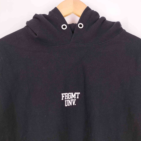フラグメントデザイン fragment design FRAGMENT UNIVERSITY FRGMT UNV SWEAT HOODIE ユニバーシティ ロゴプリント プルオーバーパーカー メンズ JPN:XL