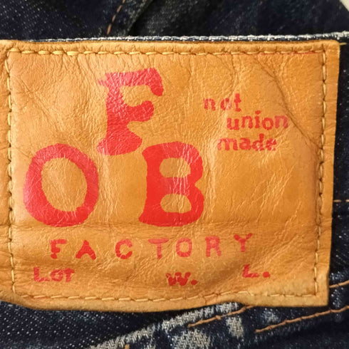 エフオービーファクトリー FOB FACTORY 赤耳 セルビッチ 隠しリベット Vステッチ ヒゲ ボタンフライデニムパンツ メンズ 32