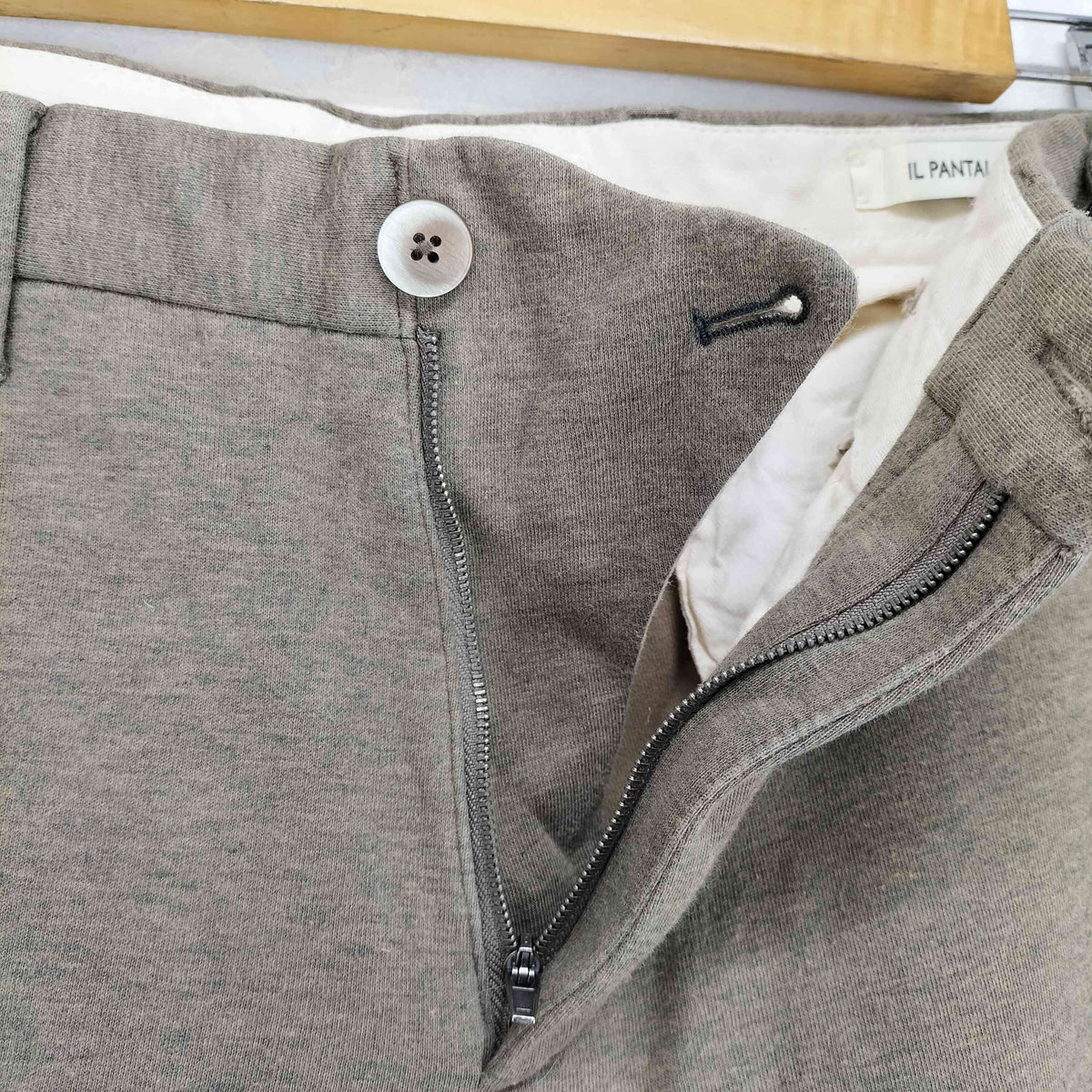 GTA IL PANTALONE | チノパンツ チャコール メンズ | YOOX