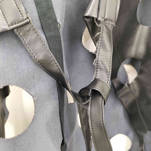 ブラックコムデギャルソン BLACK COMME des GARCONS AD2017 カットデザイン フェイクレザーエプロン メンズ JPN:S