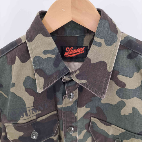 サニーサイダー SUNNY SIDER DON'T WORRY BOUT THANG BABY GIRL I'M A SOLDIER HUH プリント カモ 迷彩柄 ミリタリーシャツ メンズ import:S