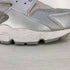 ナイキ NIKE AIR HUARACHE RUN SE エア ハラチ ラン SE メタリックシルバー スニーカー レディース JPN:24