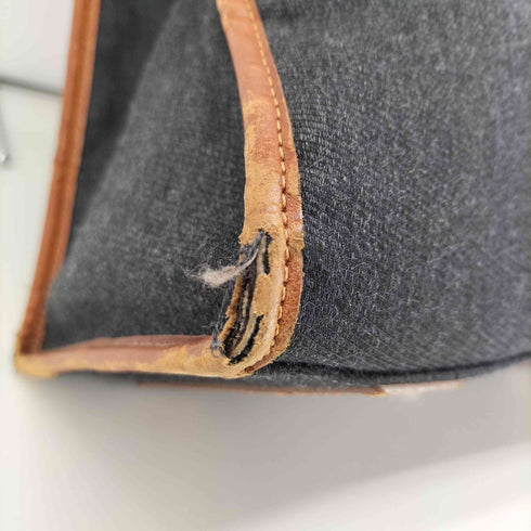 エムシーエム MCM 裏地カモ レザーハンドル トートバッグ メンズ