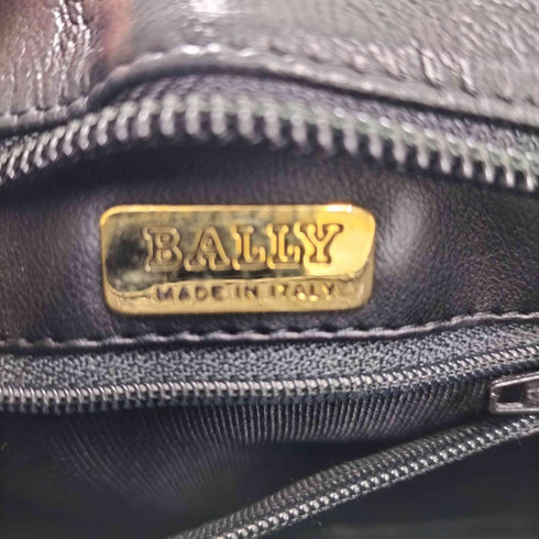 バリー BALLY キルティングチェーンショルダーバッグ レディース