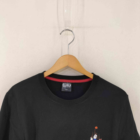 キックスティーワイオー KIKS TYO フェイクレイヤード BALLERS SQUAD クルーネックTシャツ メンズ JPN:L
