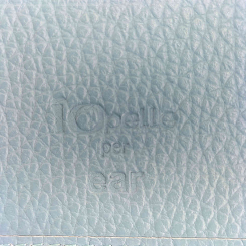 IO PELLE メタルパーツ折り財布 レディース
