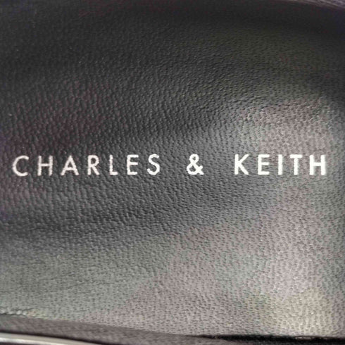 チャールズキース CHARLES & KEITH Giselle ストラップチャンキーローファー レディース 38
