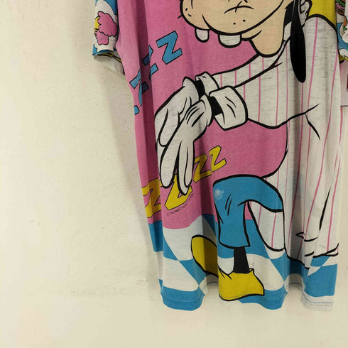 オールオーバー キャラクタープリント クルーネックTシャツ メンズ