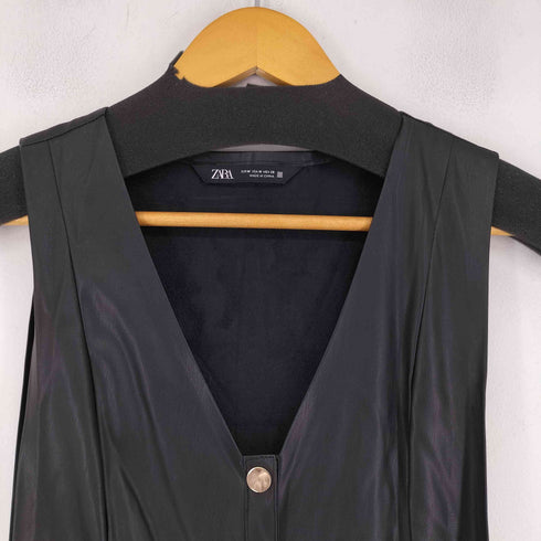 ザラ ZARA PUレザー ノースリ―ブワンピース レディース import:M