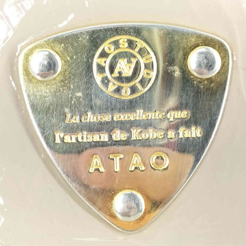 アタオ ATAO エナメル L地ジップ長財布 タッセルチャーム レディース
