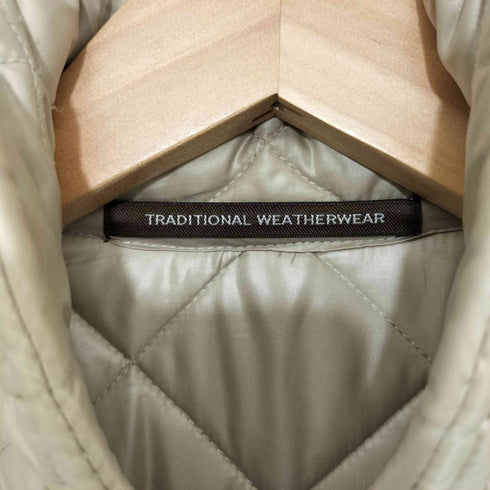 トラディショナルウェザーウェア Traditional Weatherwear ノーカラーキルティングジャケット レディース