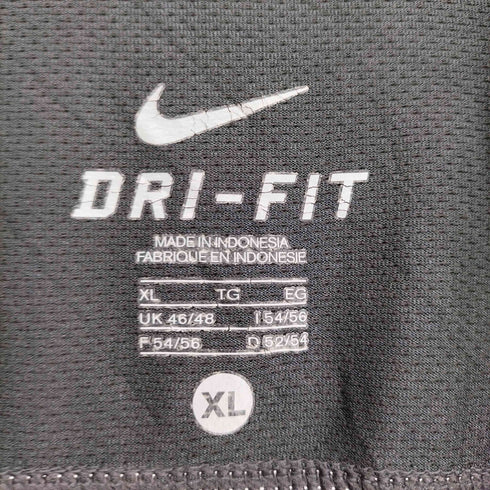ナイキ NIKE チームロゴ刺繍ストレッチトップス メンズ JPN:XL