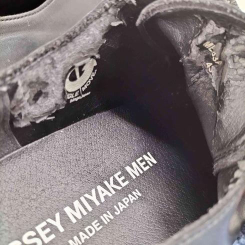 イッセイミヤケメン ISSEY MIYAKE MEN ローカットレースアップレザースニーカー メンズ EUR:43