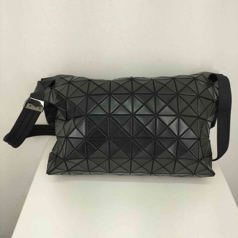 バオバオイッセイミヤケ BAO BAO ISSEY MIYAKE ショルダーバッグ レディース
