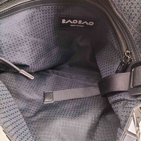 バオバオイッセイミヤケ BAO BAO ISSEY MIYAKE ショルダーバッグ レディース