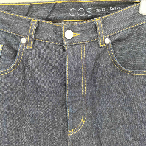 コス COS ボタンフライ セルビッチ デニムパンツ メンズ 30/32