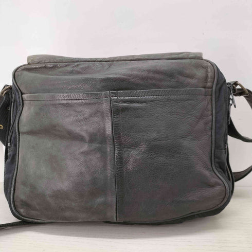 オサム OSAM レザーパイピング異素材切替ショルダーバッグ メンズ