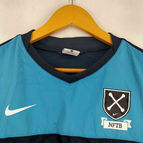 ナイキ NIKE ロゴプリント ピステ サムホール メンズ JPN:M