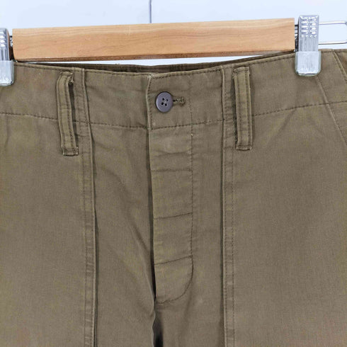 ギャップ Gap KHAKIS EASY FIT STRAIGHT イージー フィット ストレート サイドアジャスターベルト ボタンフライ ベイカー パンツ メンズ 32×30