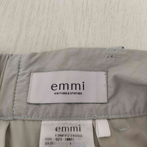 エミ emmi ナイロンフレアパンツ レディース JPN:1