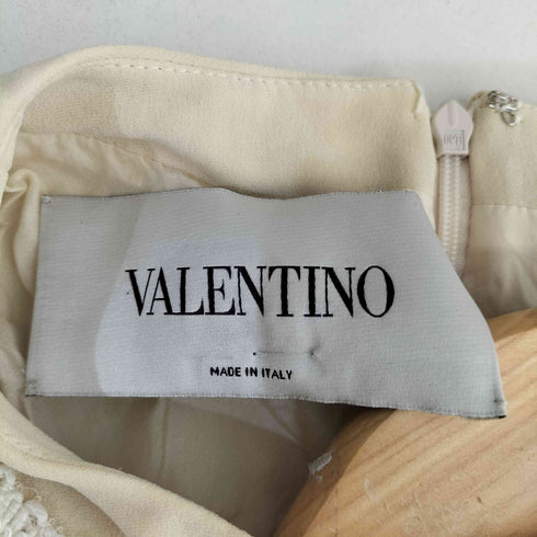 ヴァレンティノ Valentino ecru long sleeve dress with lace panels レディース EUR:38