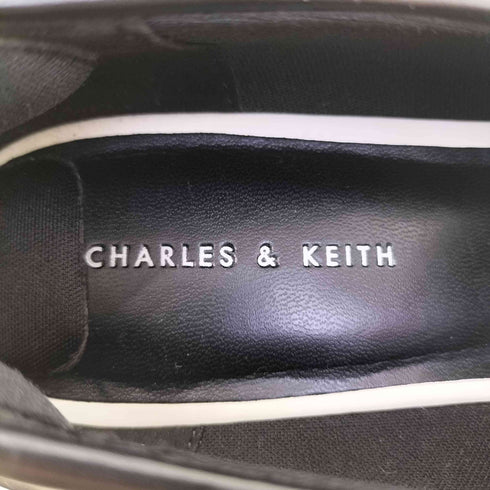 チャールズキース CHARLES & KEITH Two-Tone Platform Penny Loafers 2トーン プラットフォーム ペニーローファー レディース 38