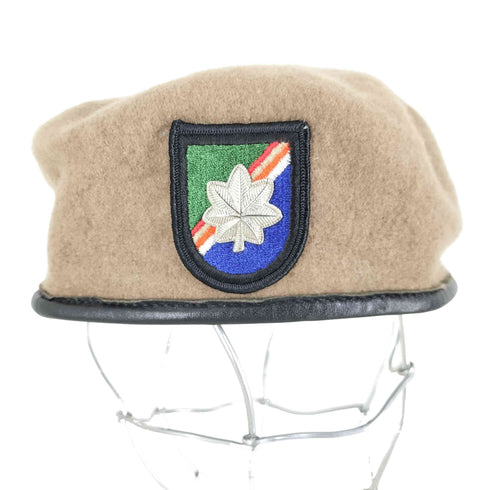 ユーエスアーミー U.S. ARMY USA VINTAGE DSCP MILITARY BERET 米軍 ベレー帽 米軍階級章 大佐ピンズ メンズ 7 1/4