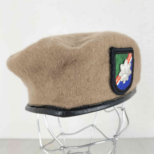 ユーエスアーミー U.S. ARMY USA VINTAGE DSCP MILITARY BERET 米軍 ベレー帽 米軍階級章 大佐ピンズ メンズ 7 1/4