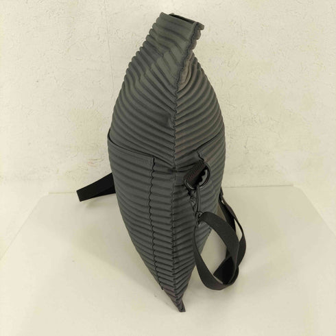 オムプリッセイッセイミヤケ HOMME PLISSE ISSEY MIYAKE プリーツ ショルダーバッグ メンズ