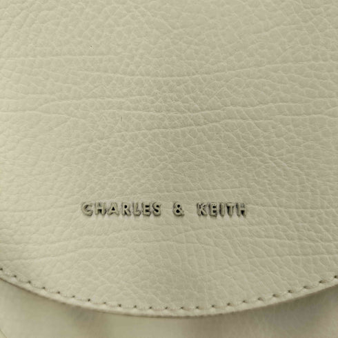 チャールズキース CHARLES & KEITH チャンキーチェーン リンクスモールショルダーバッグ レディース