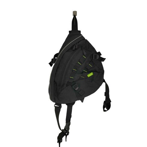 ハフ HUF embarcadero one shoulder bag メンズ