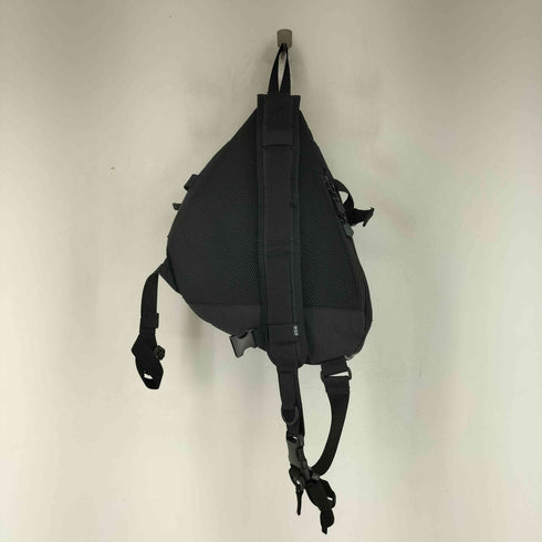 ハフ HUF embarcadero one shoulder bag メンズ