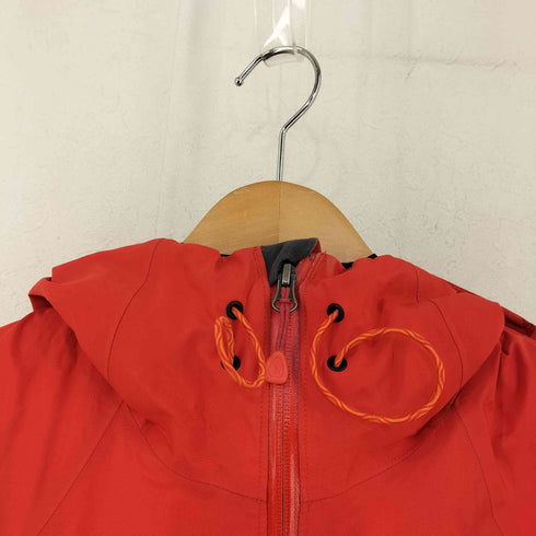 マウンテンハードウェア MOUNTAIN HARDWEAR Snowtastic Jacket レディース import:S