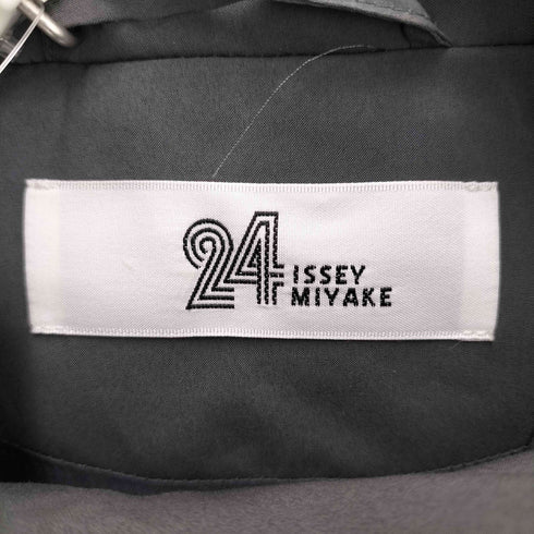 イッセイミヤケ ISSEY MIYAKE Short Down Jacket レディース JPN:1