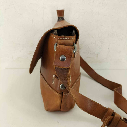 H 1203 MANO FECE レザーショルダーバッグ レディース