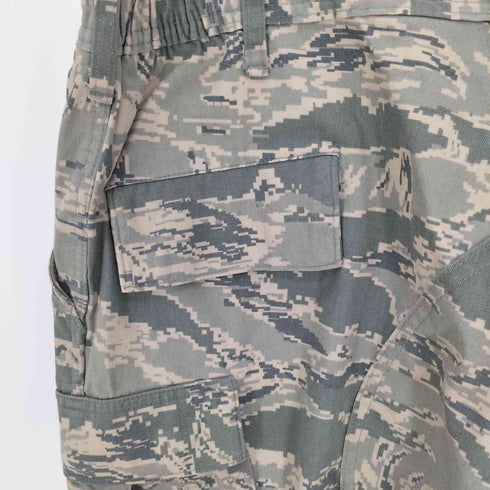 ユーエスアーミー U.S. ARMY 00S AIR FORCE USAF 空軍 DIGITAL CAMO デジタルカモ UTILITY BDU カーゴパンツ 07年製 メンズ 40R