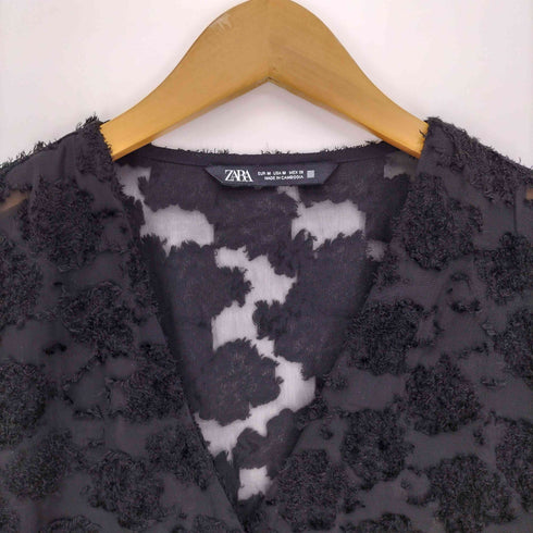 ザラ ZARA TEXTURED BLOUSE WITH GOLDEN BUTTON DETAIL テクスチャー ブルゾン 花柄 シアー カーディガン レディース import:M