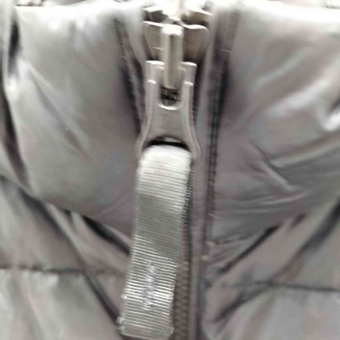 ユニクロ UNIQLO ウルトラライトダウンベスト メンズ JPN:XL