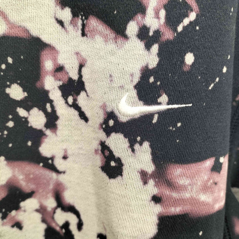 ナイキ NIKE ブリーチ加工ワンポイントスウッシュクルーネックトレーナー メンズ L
