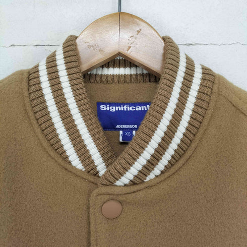 アーダーエラー ADERERROR SIGNIFICANT TRS Tag Semi-Oversized Varsity Jacket メンズ JPN:XS