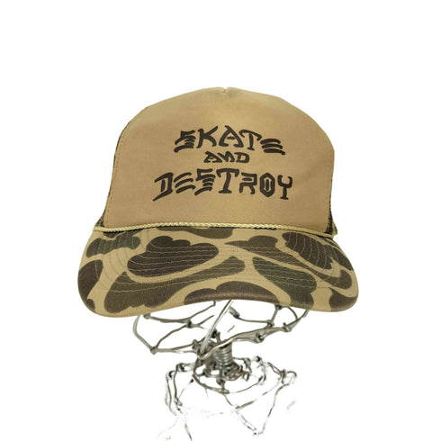 スラッシャー THRASHER SKATE AND DESTROY カモ トラッカーキャップ メンズ FREE