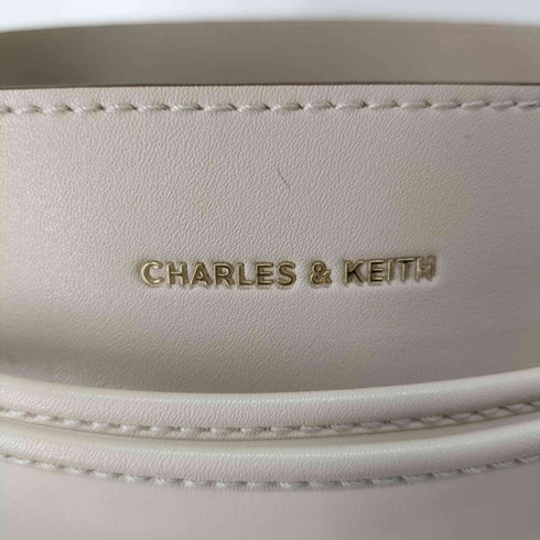 チャールズアンドキース CHARLES&KEITH ドローストリング ホーボーバッグ レディース