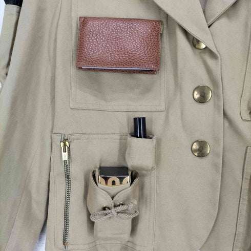 モスキーノ MOSCHINO MADE IN ITALY メイク道具収納ポケット付きサバイバルジャケット レディース ONE SIZE
