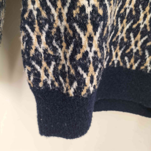 アクアスキュータム AQUASCUTUM 総柄ニット レディース